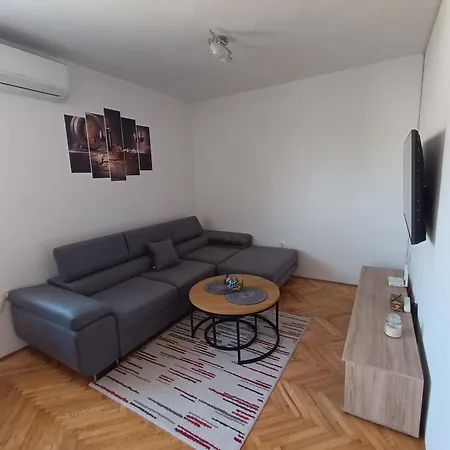 Apartment Margareta's *